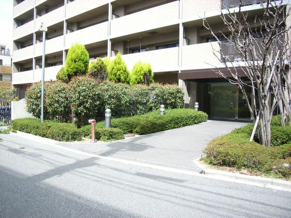 【大拓メゾン文の里公園】エントランス