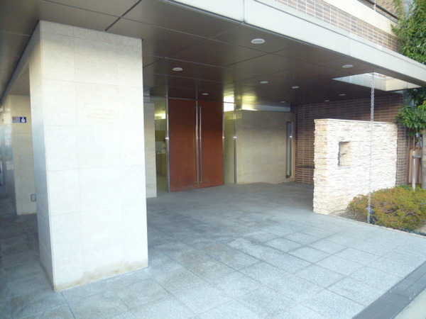 【プラネ長居公園】エントランス