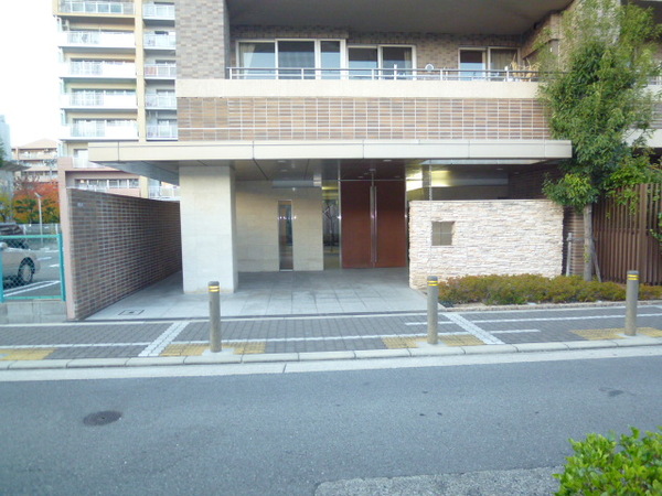 【プラネ長居公園】エントランス