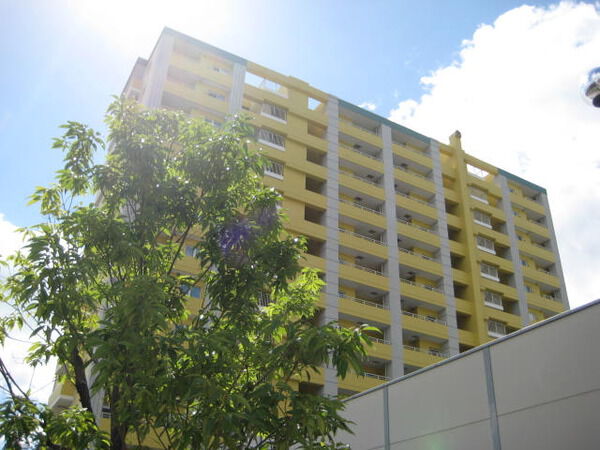 【プレステ15番館鶴見緑地】外観