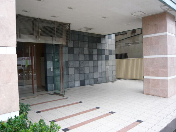 【エスペラント今福鶴見】エントランス