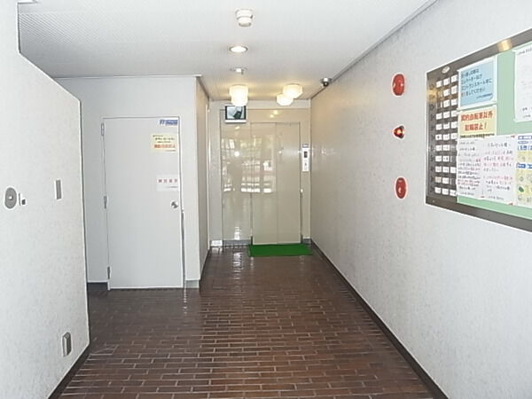 【ルネ中之島】エントランス