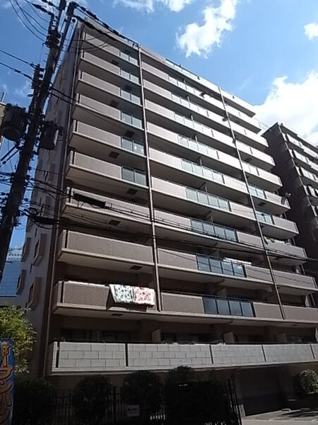 【ライオンズマンション新梅田】外観写真