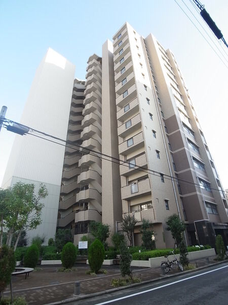 【ルイシャトレ梅田北】外観写真