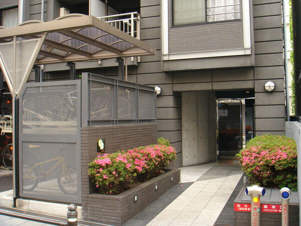 【グランドシーズ天満橋】エントランス