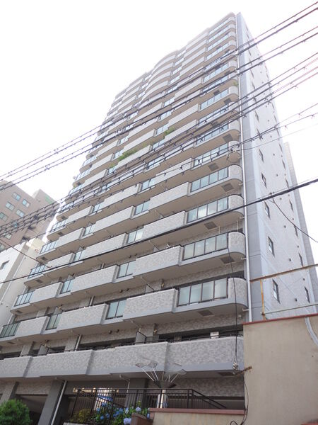 【ライオンズマンション谷町九丁目】外観写真