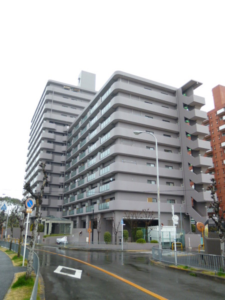 ファミール赤坂台