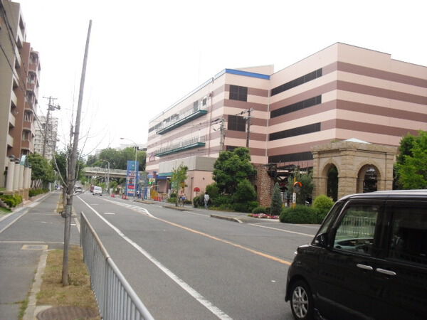 ファーストアヴェニュー泉ヶ丘