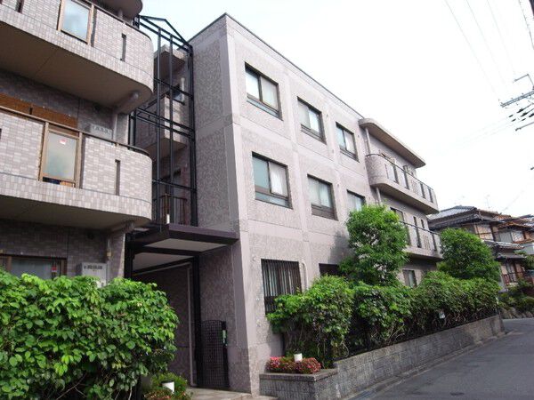 【豊中上野西パークハウス】外観です。 【豊中上野西パークハウス】外観です。