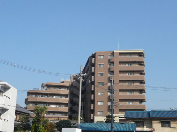 【アリストクオーレ緑地公園】外観