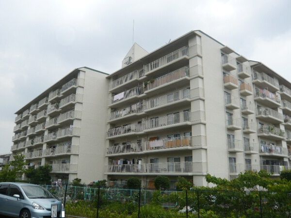 桃山台ハイツ 2枚目 桃山台ハイツ