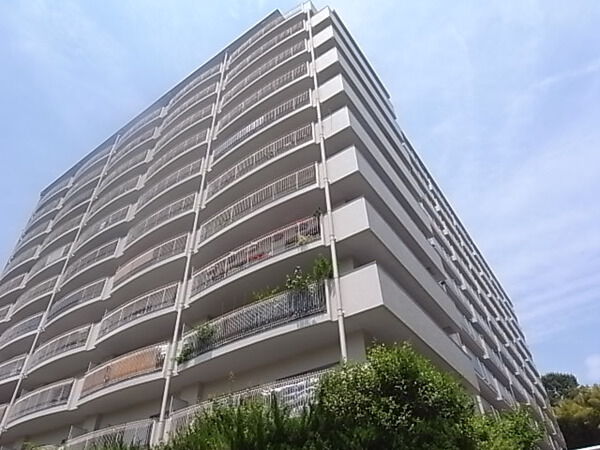 【北千里アーバンライフ】外観 【北千里アーバンライフ】外観