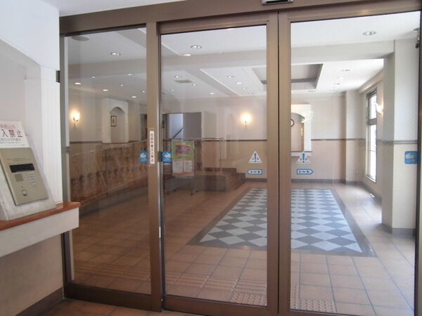 ライオンズマンション吹田ガーデンヒルズ 3枚目 ライオンズマンション吹田ガーデンヒルズ