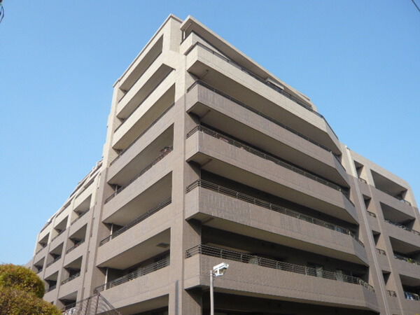 【ステイツ桃山台レジデンス】外観