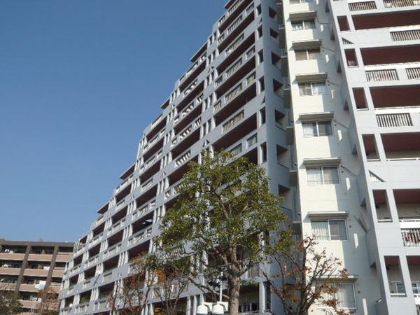 【インペリアル千里万博公園】外観