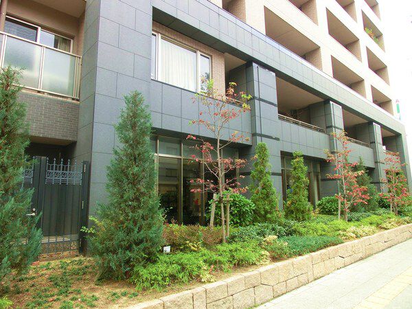 ロイヤルアーク高槻ザファースト