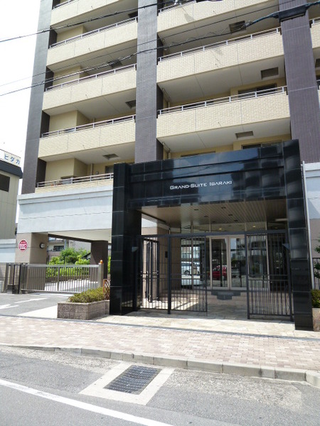 【グランスイート茨木】建物外観 【グランスイート茨木】建物外観