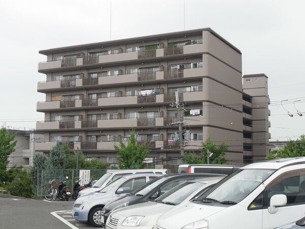 【金剛アーバンコンフォート】外観写真