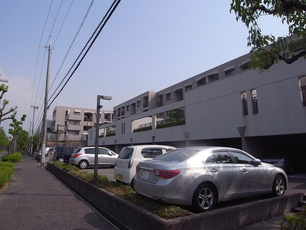 【ロイヤルアーク藤沢台】外観写真