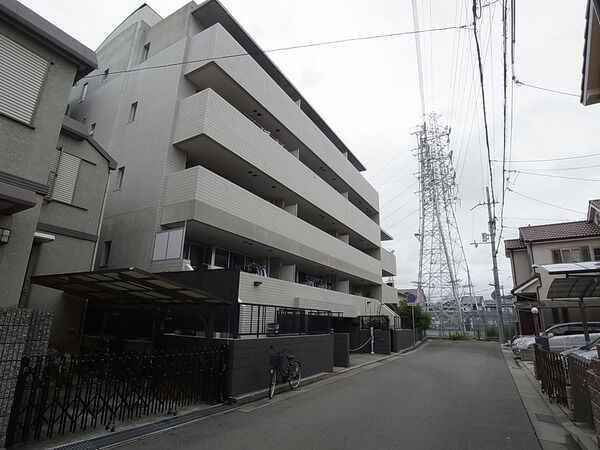 【パレ武庫之荘2】外観