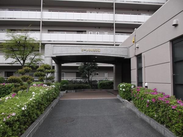 ローレル武庫之荘 2枚目 ローレル武庫之荘
