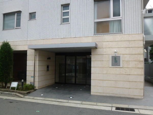 【ランズ苦楽園】エントランス入り口