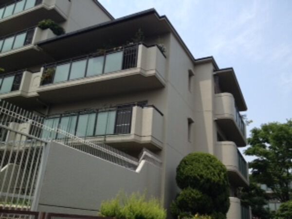 【ローズハイツ西宮仁川】外観２