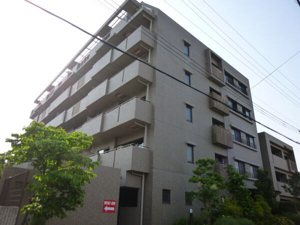 【ステイツ夙川公園】外観