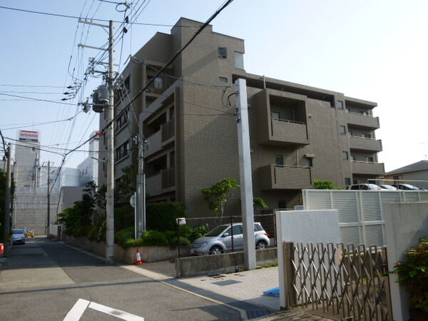 【ステイツ夙川公園】外観２