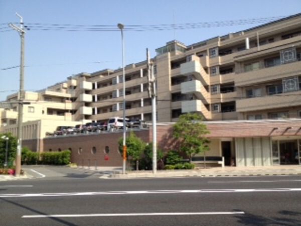 【ロイヤル西宮門戸グランデ】外観2