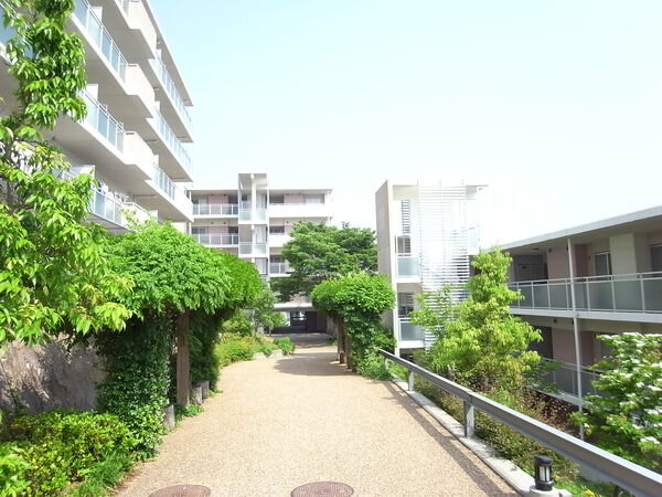 【ルネサンクタスナシオンヒルズ】共有スペース