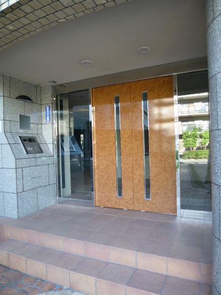 【ライフデザイン宝塚】エントランス