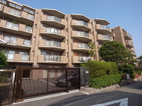 ルネ芦屋親王塚