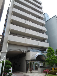 アザーレ伊丹ファミール