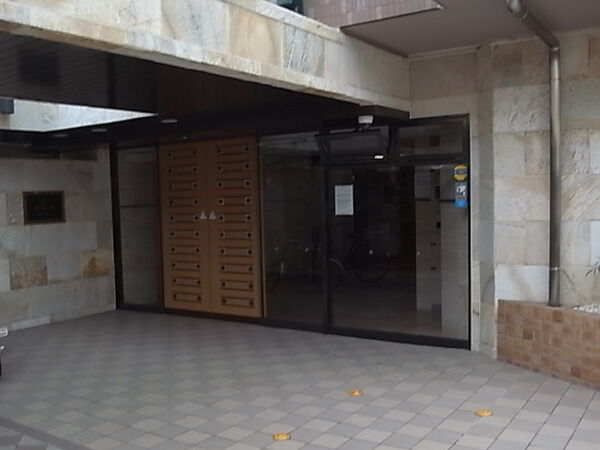 【藤和宝塚小林ホームズ】エントランス 【藤和宝塚小林ホームズ】エントランス