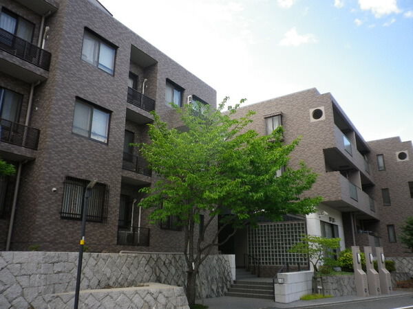 メゾン花屋敷東