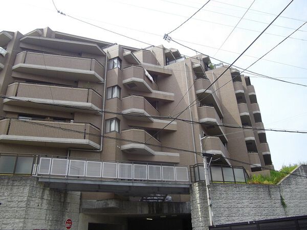 【コスモヒルズあやめ池】外観写真 【コスモヒルズあやめ池】外観写真