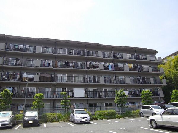 【日興あやめ池スカイマンション】外観写真 【日興あやめ池スカイマンション】外観写真