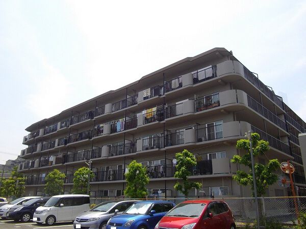 【日興あやめ池スカイマンション】外観写真 【日興あやめ池スカイマンション】外観写真