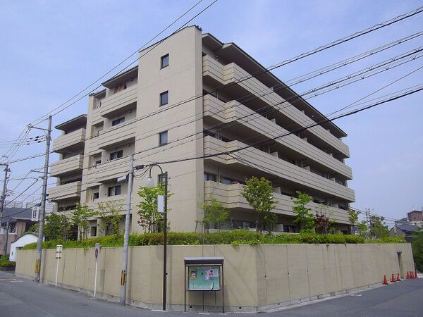 【あやめ池パークスイーツ和の章】外観写真 【あやめ池パークスイーツ和の章】外観写真