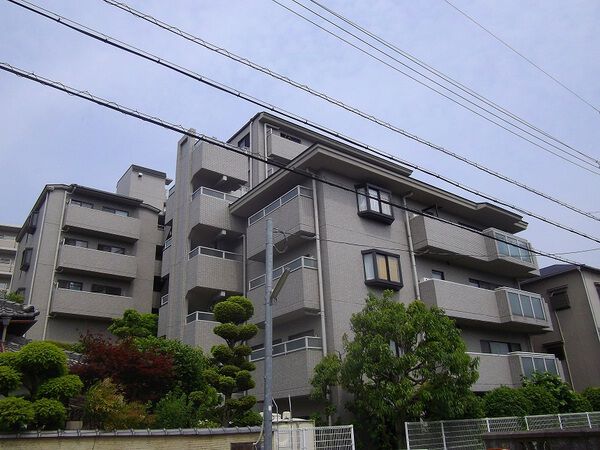 【レフィナードあやめ池南】外観写真 【レフィナードあやめ池南】外観写真