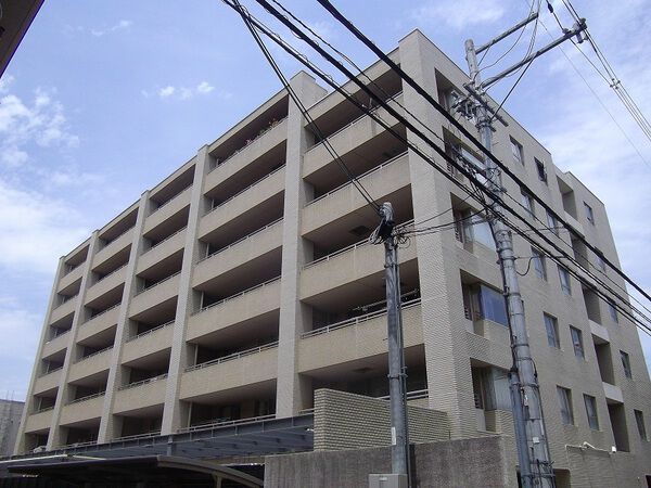 【プラネスーペリア西大寺】外観写真 【プラネスーペリア西大寺】外観写真