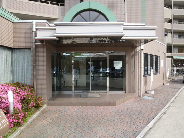 【プリライフ帝塚山】正面入り口 【プリライフ帝塚山】正面入り口