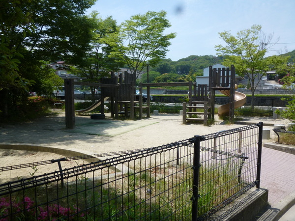 【ヴェルナール富雄】近隣公園