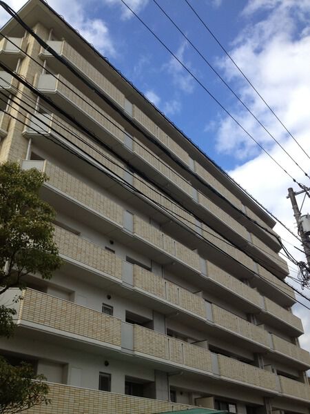 パーソンズカーサ津島