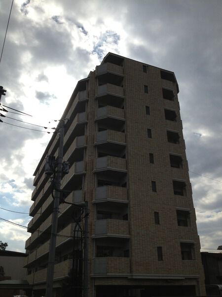 パーソンズカーサ津島