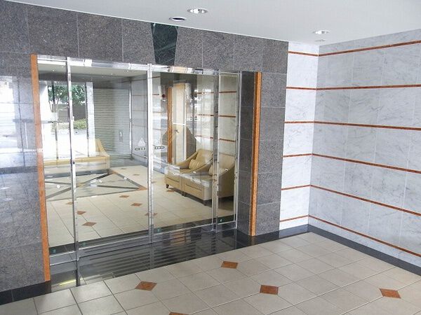 【アルファステイツ倉敷駅前Ⅱ】エントランス 【アルファステイツ倉敷駅前Ⅱ】エントランス