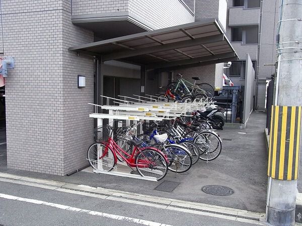 【アーバンビュー倉敷】駐輪場