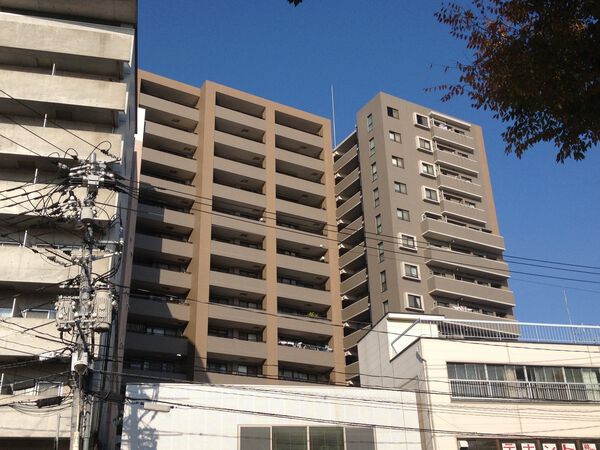 ヴェルパーク横川駅前通り
