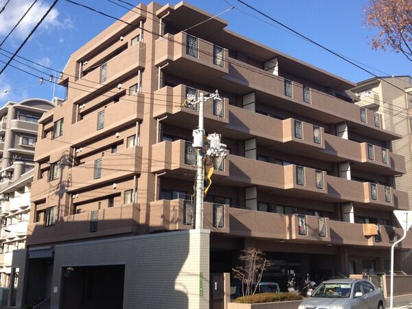 【ファミール祇園緑彩館】外観